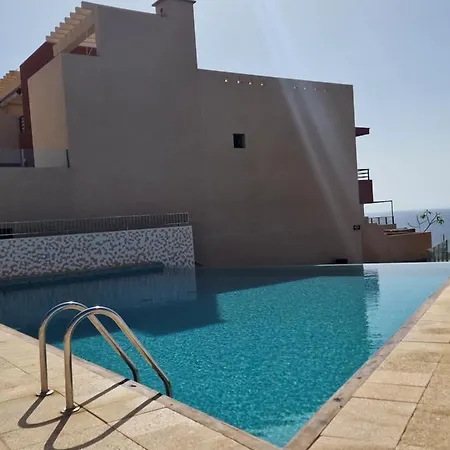 Spacious And Comfortable Paraiso Ii Apartament *