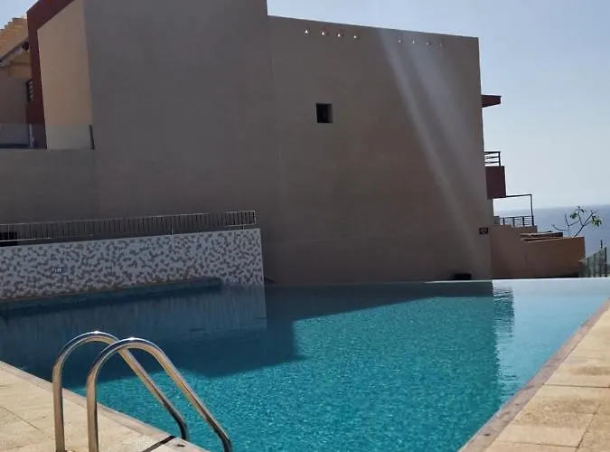 Spacious And Comfortable Paraiso Ii Appartement *